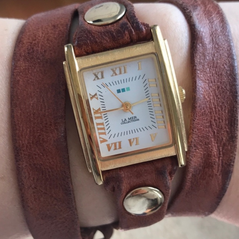La Mer wrap‎ watch brown calfskin.
